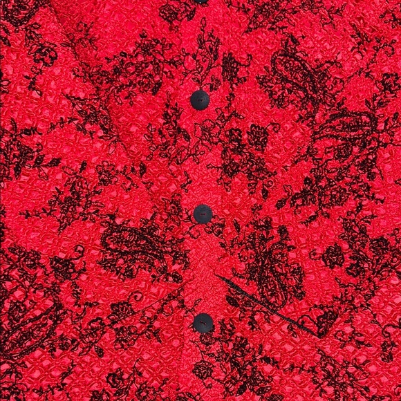 Red and Black Patterned Jacket - Picture 12 of 13